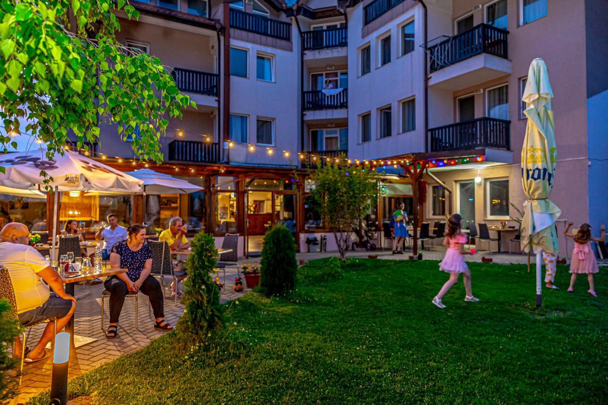 Thermal Hotel Seven Seasons Banya  Exterior foto